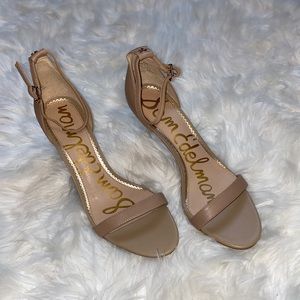Sam Edelman heeled sandal